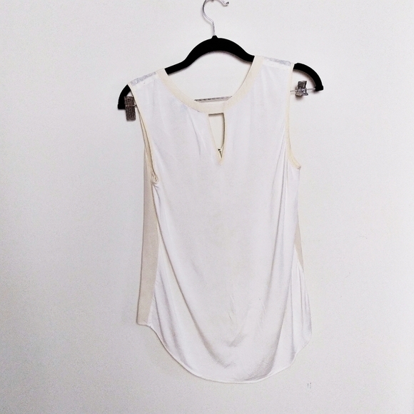 Daniel Rainn Cream Mixed Fabric High Low Hem Sleeveless Blouse Size Small - Picture 3 of 4